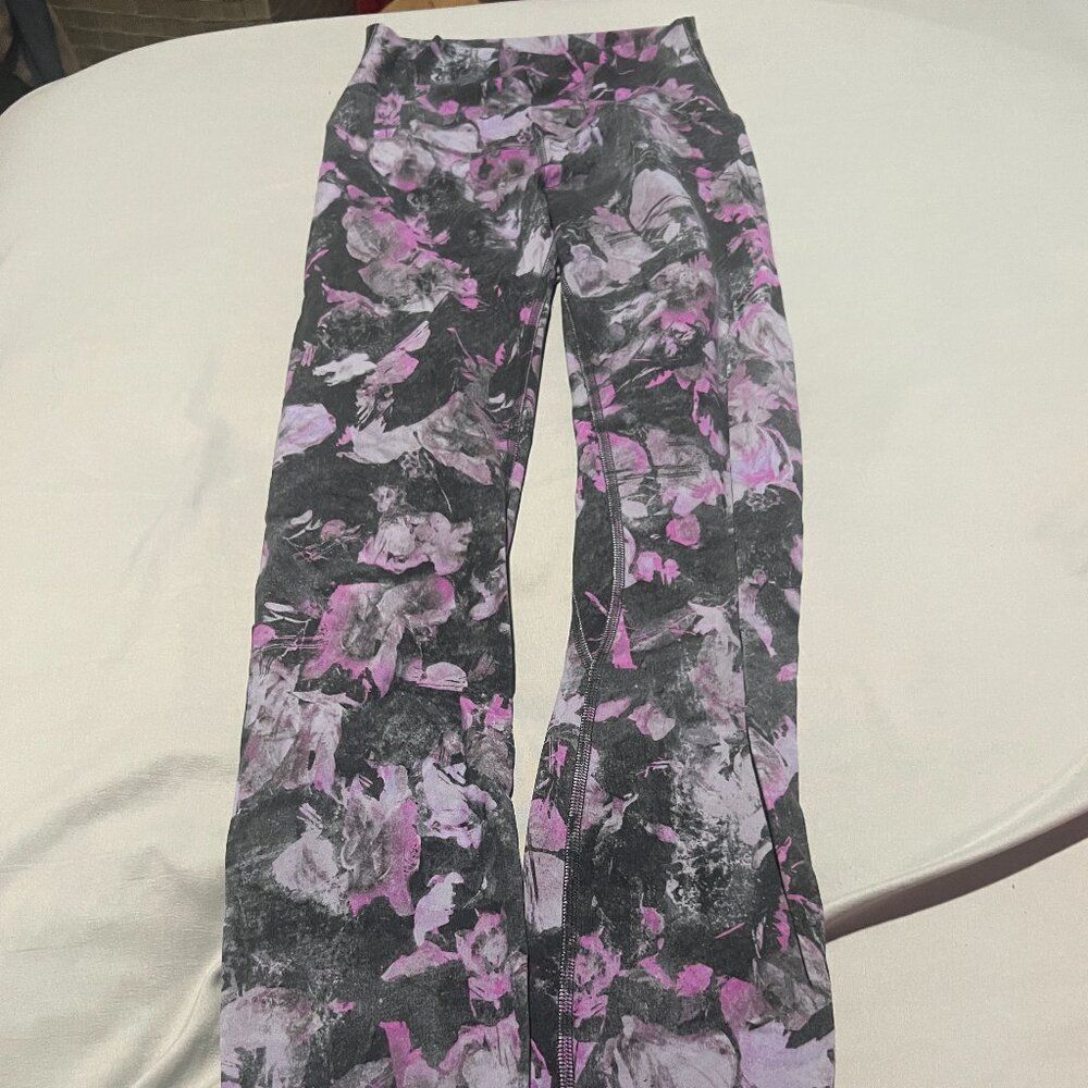 Lululemon purple‎ leggings size 2